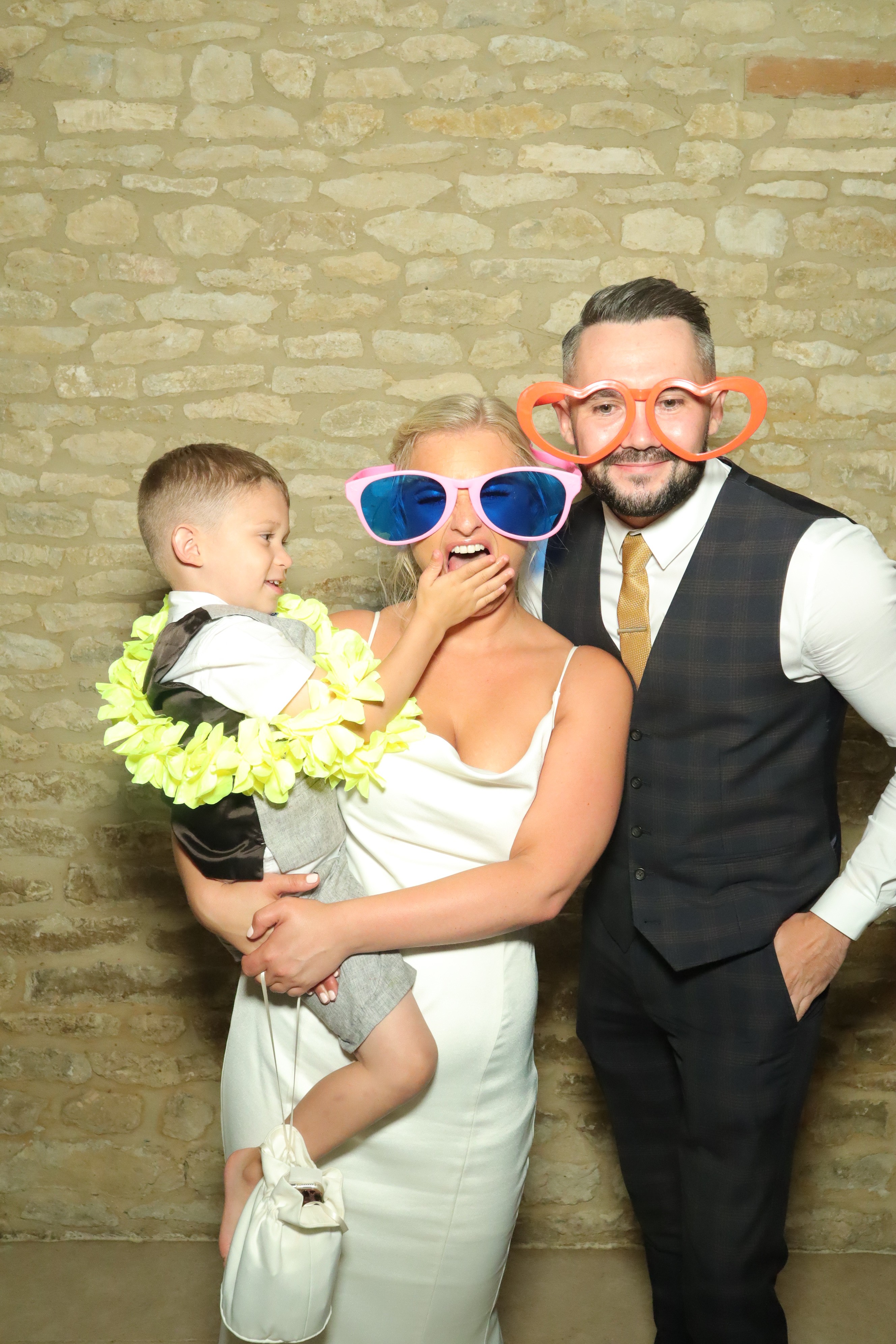 Natalie & Jack’s Wedding | View more photos from the event at gallery.myphotoboothexperience.co.uk/u/MyPhotoBoothExperienceLtd/Natalie-Jack’s-Wedding